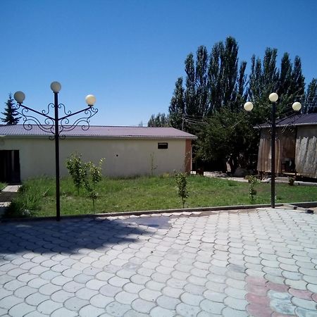 Hotel Yukon Bosteri Exterior foto